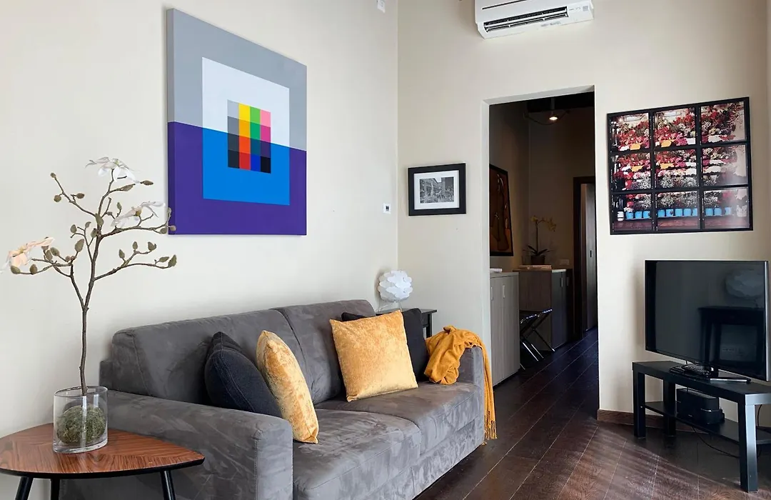 Florence Art Apartments-1