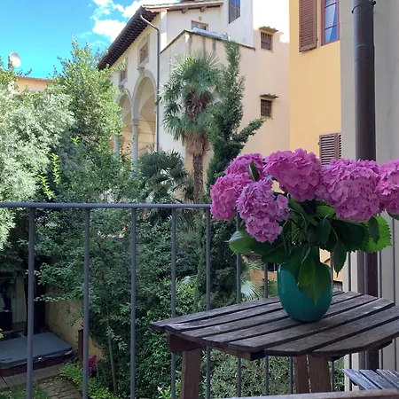 Florence Art Apartments-3
